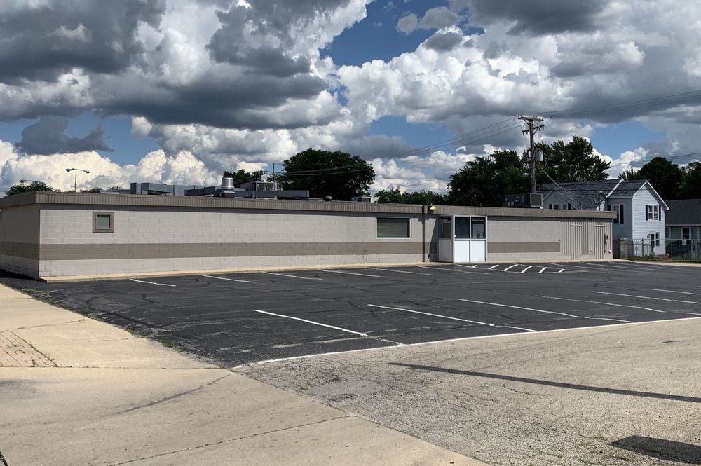 800 W Broadway St, Bradley, IL 60915